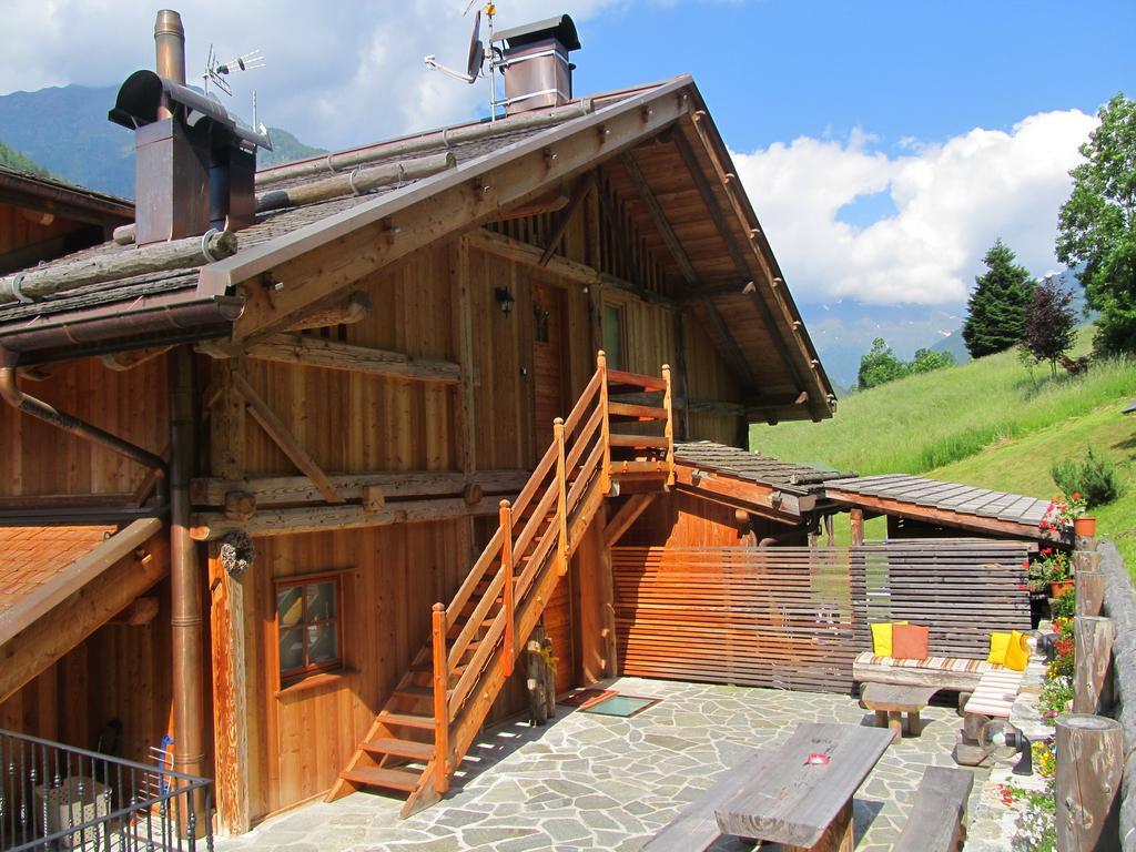 B&B Mas Di Zonadi Rabbi Buitenkant foto